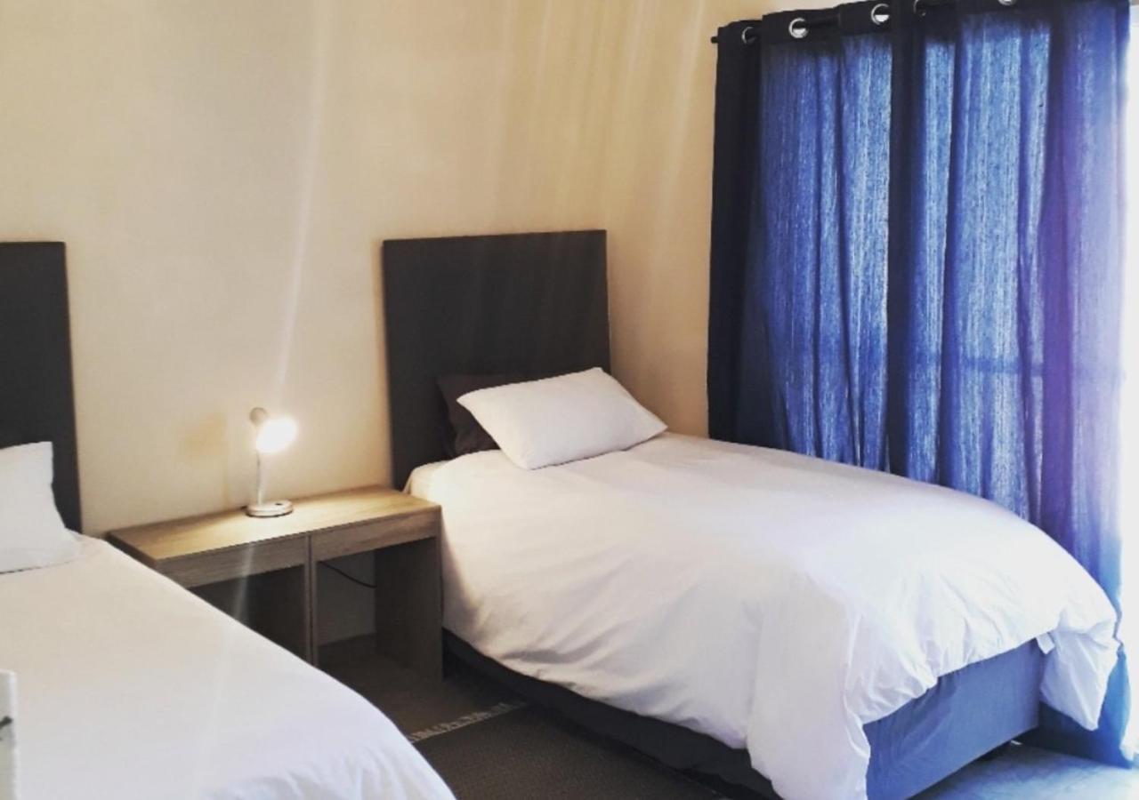 Bateleur Self Catering Cc Daire Windhoek Dış mekan fotoğraf