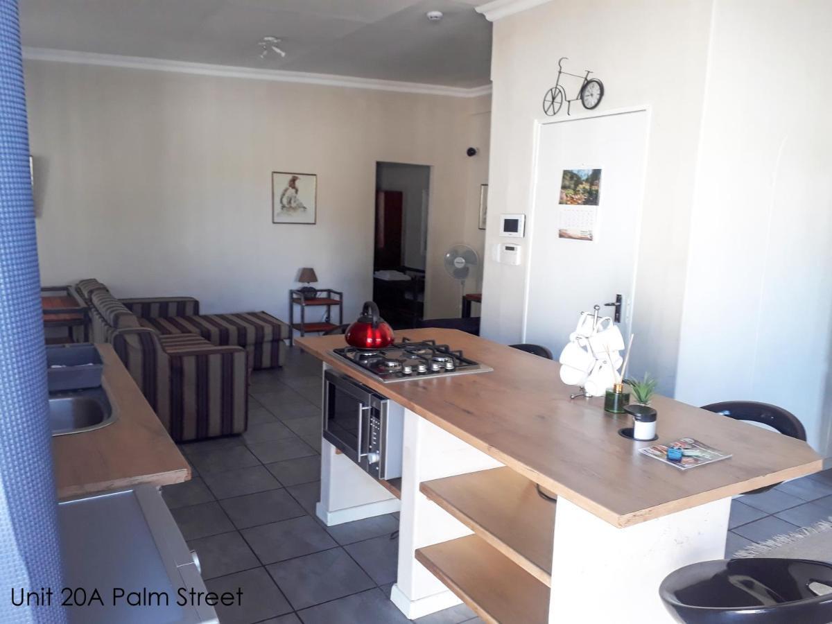Bateleur Self Catering Cc Daire Windhoek Dış mekan fotoğraf