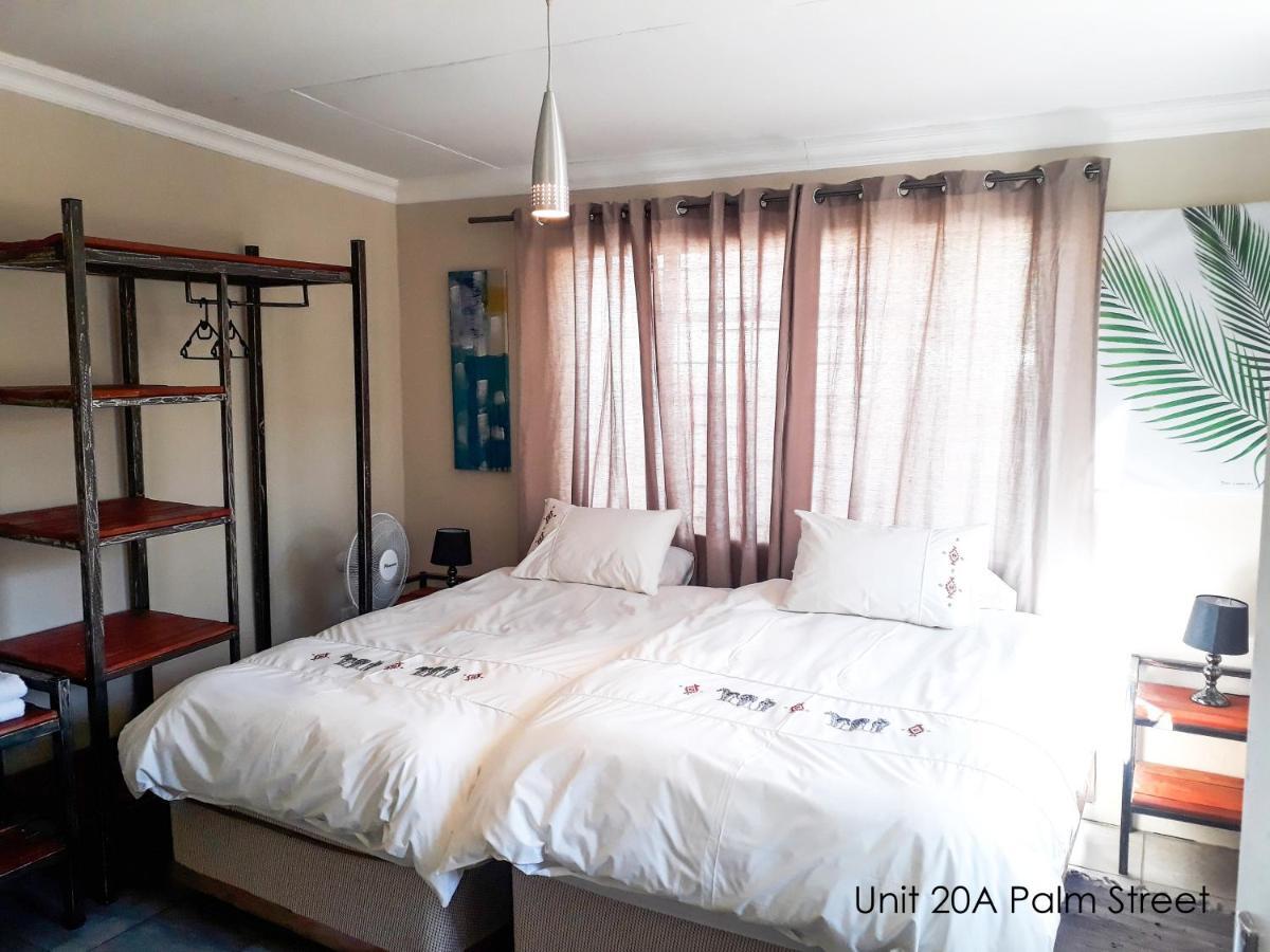 Bateleur Self Catering Cc Daire Windhoek Dış mekan fotoğraf