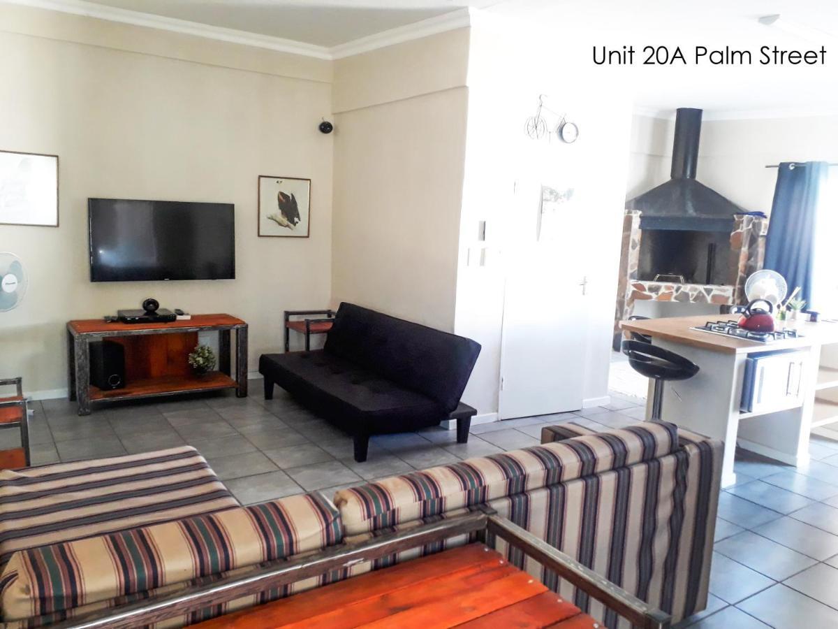 Bateleur Self Catering Cc Daire Windhoek Dış mekan fotoğraf